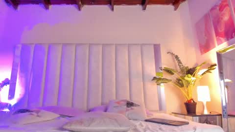 VICTORIA online show from 12-12-24, 05:48