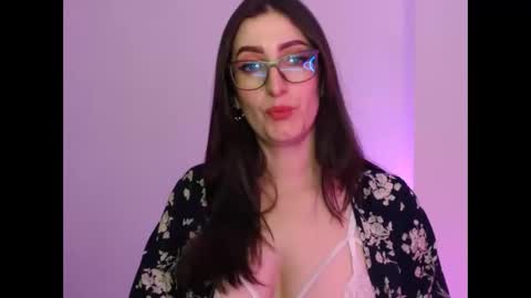 Snapshot of victoria_riider chatting on 01-11-25, 07:59 Victoria online show from 01-11-25, 07:59