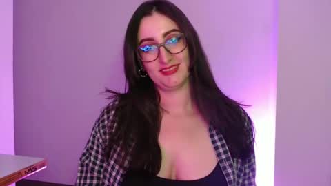Snapshot of victoria_riider chatting on 01-16-25, 11:48 Victoria online show from 01-16-25, 11:48