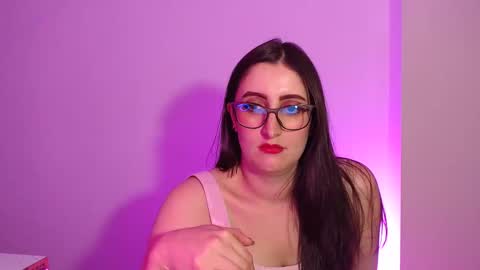 Snapshot of victoria_riider chatting on 01-28-25, 08:15 Victoria online show from 01-28-25, 08:15