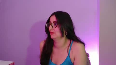 Snapshot of victoria_riider chatting on 01-30-25, 09:25 Victoria online show from 01-30-25, 09:25