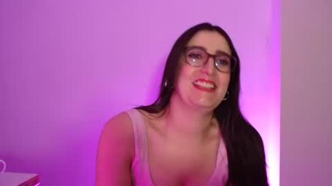Snapshot of victoria_riider chatting on 02-14-25, 07:54 Victoria online show from 02-14-25, 07:54