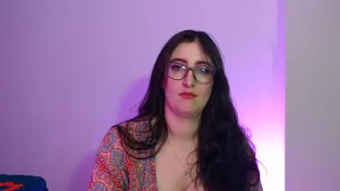 Snapshot of victoria_riider chatting on 02-19-25, 11:57 Victoria online show from 02-19-25, 11:57