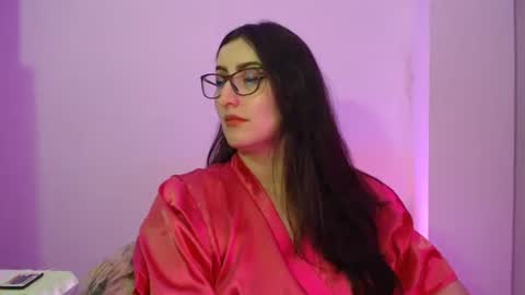 Snapshot of victoria_riider chatting on 03-06-25, 08:48 Victoria online show from 03-06-25, 08:48