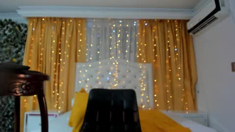 Snapshot of victoria_sweets_ chatting on 11-13-25, 09:03 victoria_sweets_ online show from 11-13-25, 09:03