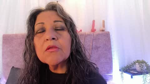 victoriaa_anderson_ online show from 04-01-26, 02:25