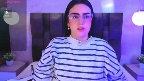 Victoria Andrade online show from 06-13-26, 11:52