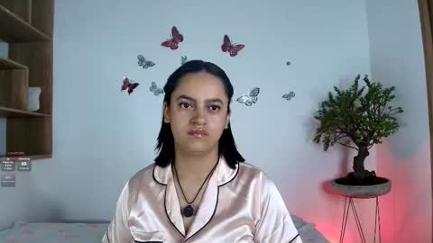 Snapshot of victoriablack_ chatting on 11-16-25, 11:49 Victoria online show from 11-16-25, 11:49