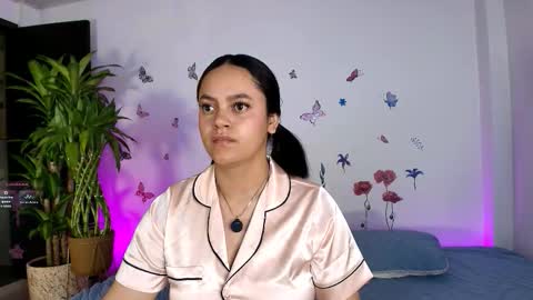 Snapshot of victoriablack_ chatting on 02-02-26, 08:57 Victoria online show from 02-02-26, 08:57