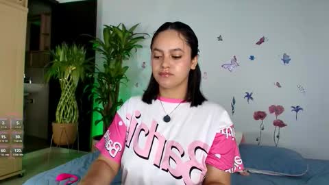 Snapshot of victoriablack_ chatting on 02-04-26, 08:53 Victoria online show from 02-04-26, 08:53