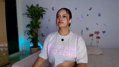 Snapshot of victoriablack_ chatting on 02-20-26, 07:36 Victoria online show from 02-20-26, 07:36