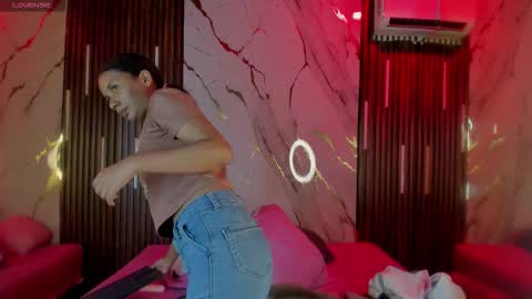 Victoria  online show from 11-03-25, 08:54