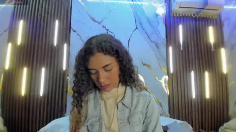 Victoria  online show from 04-27-26, 08:40