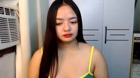 Victoria Harper online show from 12-16-25, 08:03