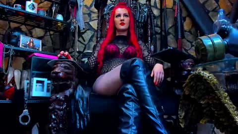 Snapshot of victoriaheller chatting on 09-17-25, 06:04 Victoria Heller online show from 09-17-25, 06:04