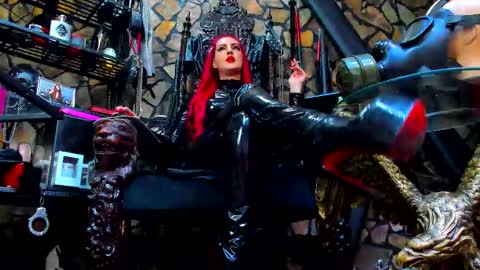 Snapshot of victoriaheller chatting on 09-18-25, 06:15 Victoria Heller online show from 09-18-25, 06:15