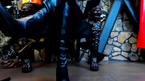 Snapshot of victoriaheller chatting on 10-05-25, 04:44 Victoria Heller online show from 10-05-25, 04:44