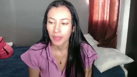 Snapshot of victorialeens chatting on 12-14-24, 02:10 VICTORIA online show from 12-14-24, 02:10