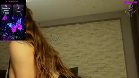 Victoria online show from 07-25-26, 03:04