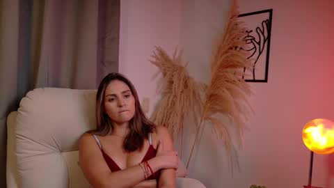 Snapshot of victorianova chatting on 02-23-26, 06:38 VictoriaNova online show from 02-23-26, 06:38