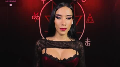 Victoria Vampire online show from 05-05-26, 02:08