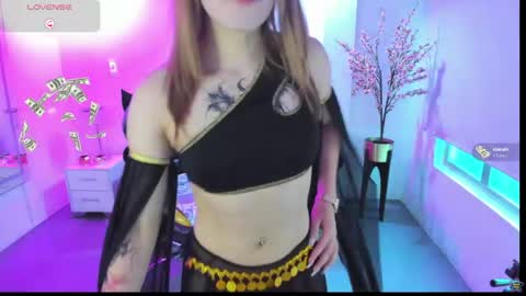 Snapshot of victoriia_doll chatting on 05-28-26, 12:35 Victoria. online show from 05-28-26, 12:35