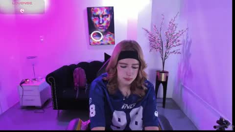 Snapshot of victoriia_doll chatting on 05-30-26, 12:24 Victoria. online show from 05-30-26, 12:24