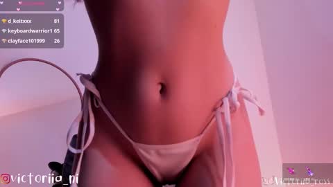 Snapshot of victoriia_ross chatting on 02-17-25, 10:47 Annie vic online show from 02-17-25, 10:47