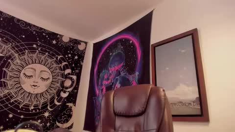 Victorino Jhonson online show from 05-02-26, 04:12