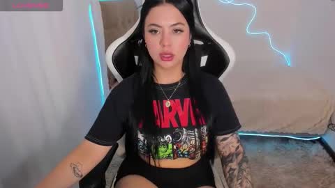 V  I C  T O R I A  online show from 09-24-25, 07:06