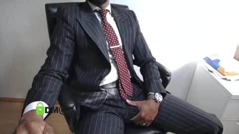 Snapshot of videocamm chatting on 05-15-26, 07:04 videocamm online show from 05-15-26, 07:04