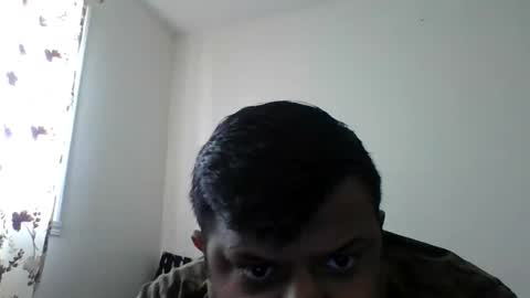 Snapshot of vidikkr2010 chatting on 07-13-26, 04:43 Devil online show from 07-13-26, 04:43