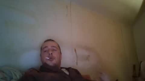 Snapshot of vids1977 chatting on 12-17-24, 10:34 vids1977 online show from 12-17-24, 10:34