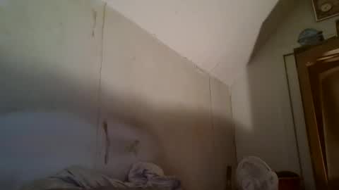 Snapshot of vids1977 chatting on 01-03-25, 02:43 vids1977 online show from 01-03-25, 02:43