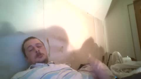 Snapshot of vids1977 chatting on 01-10-25, 09:44 vids1977 online show from 01-10-25, 09:44