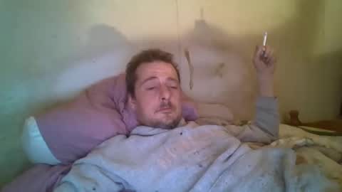 Snapshot of vids1977 chatting on 02-17-25, 11:02 vids1977 online show from 02-17-25, 11:02