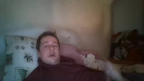 Snapshot of vids1977 chatting on 02-21-25, 06:51 vids1977 online show from 02-21-25, 06:51