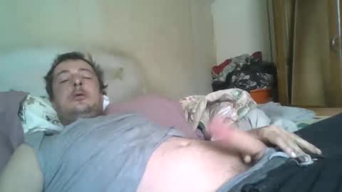 Snapshot of vids1977 chatting on 03-04-25, 06:07 vids1977 online show from 03-04-25, 06:07