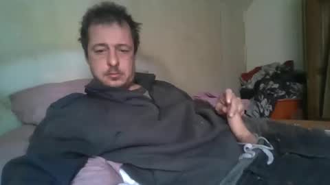 Snapshot of vids1977 chatting on 03-09-25, 03:38 vids1977 online show from 03-09-25, 03:38