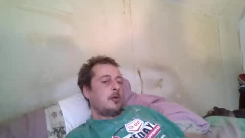 Snapshot of vids1977 chatting on 03-11-25, 05:57 vids1977 online show from 03-11-25, 05:57