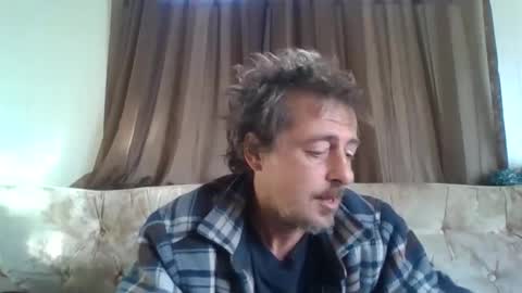 Snapshot of vids1977 chatting on 09-30-25, 02:44 vids1977 online show from 09-30-25, 02:44