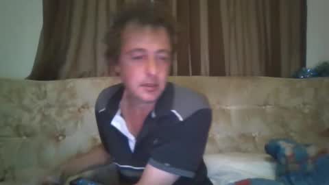 Snapshot of vids1977 chatting on 10-05-25, 04:33 vids1977 online show from 10-05-25, 04:33