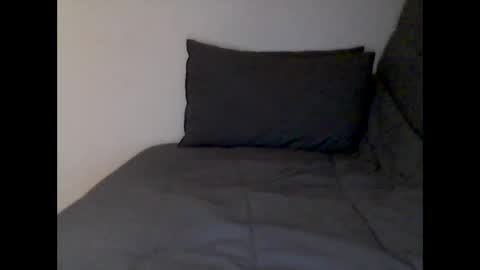 Snapshot of vieilours1972 chatting on 03-16-26, 07:56 vieilours1972 online show from 03-16-26, 07:56