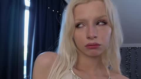 Eva online show from 05-07-26, 12:21