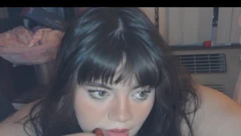 Snapshot of viennavisabelle chatting on 03-22-26, 03:21 viennavisabelle online show from 03-22-26, 03:21