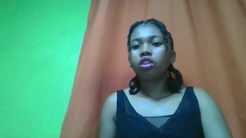 vierge28430 online show from 05-06-26, 02:19