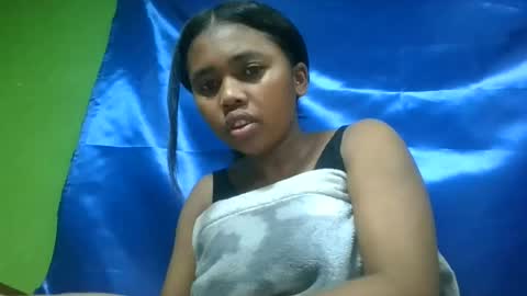 vierge28430 online show from 06-12-26, 05:45