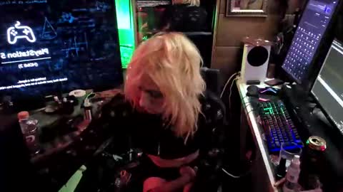 Vie ViXiiiN online show from 04-28-26, 10:53