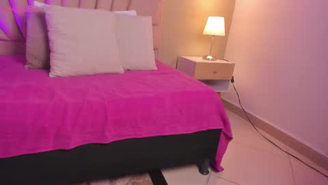 Victoria  online show from 02-26-26, 11:53