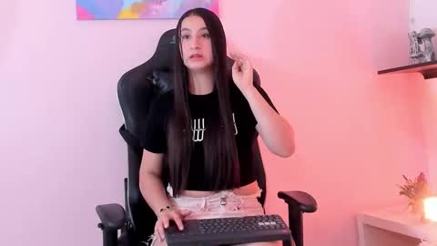 viictoria_rose online show from 12-03-25, 07:12